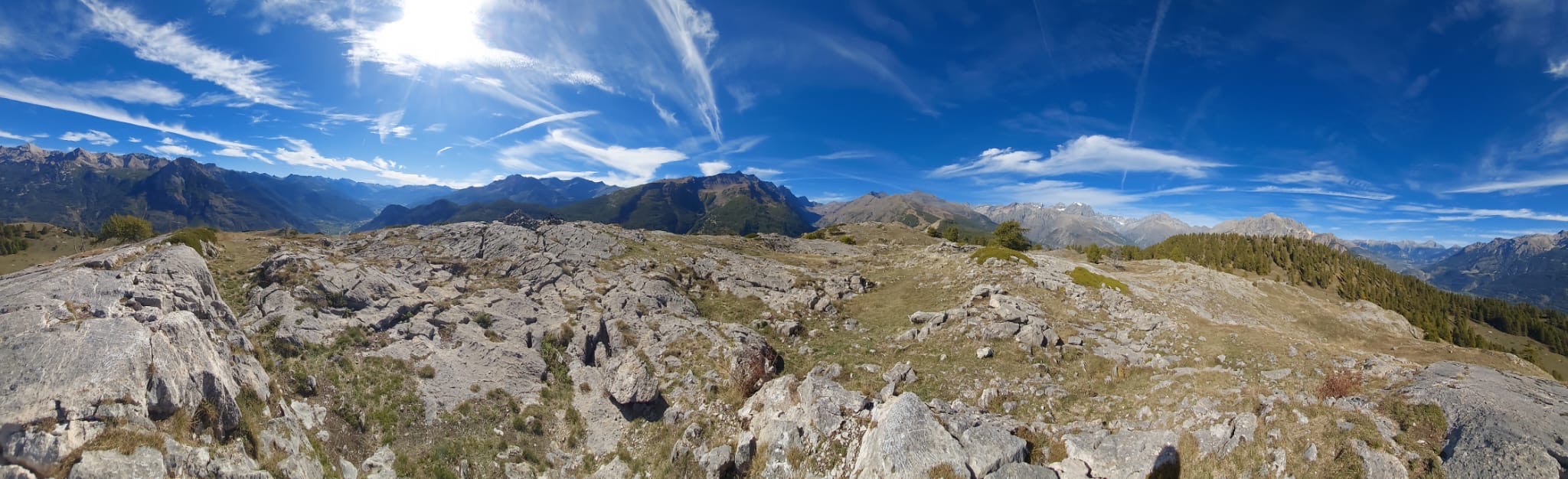 Tour des têtes depuis la roche de Rame